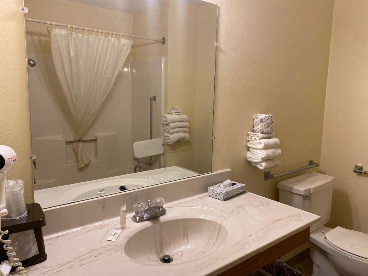 Amerivu Inn Prentice Luaran gambar